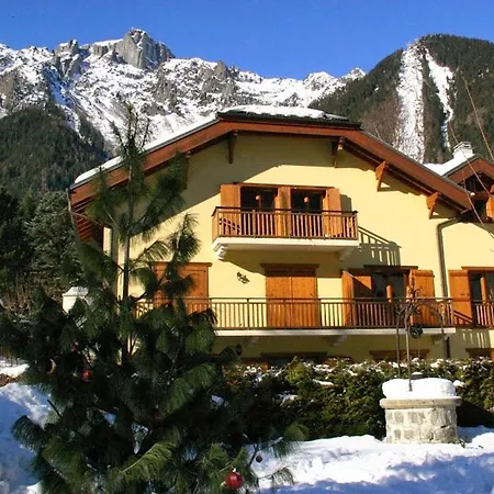 Petite Savoyarde - Apartment *